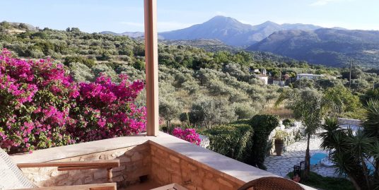 Charming Stone House in Agios Konstantinos