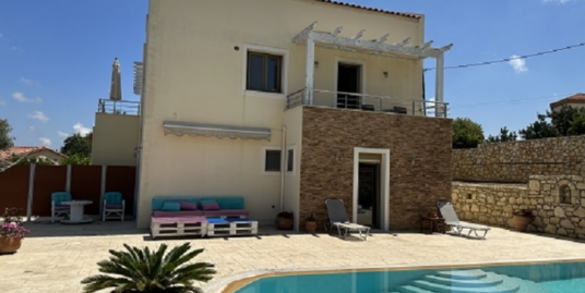 4-bedroom Villa with unobstructed sea views in Skouloufia