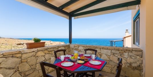 House in a developement with 2 apartments in Panormos