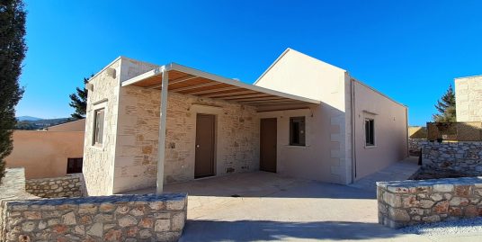 Charming New House Located Close Vamos