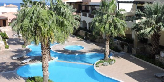 2 bed Apartment Located in Panormo