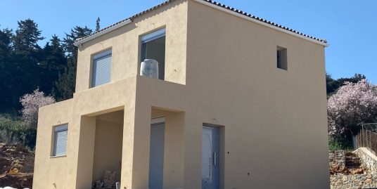 Newly Built 3-bedroom Villa with Sea Views – Selia