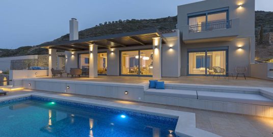 Villa For Sail in Mochlos Sitia