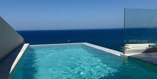 Luxury 2Level 3Bed 3Bath Villa with Private Heated Pool & Sea Views