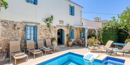 3 Bedroom, 3 Bathroom Villa Located in The Village of Plaka